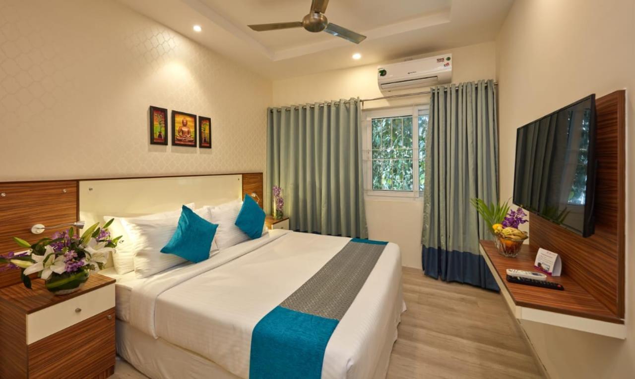 Regenta Inn Indiranagar By Royal Orchid Hotels Bangalore Buitenkant foto