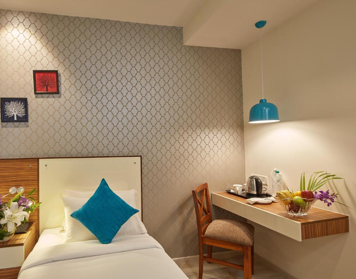 Regenta Inn Indiranagar By Royal Orchid Hotels Bangalore Buitenkant foto