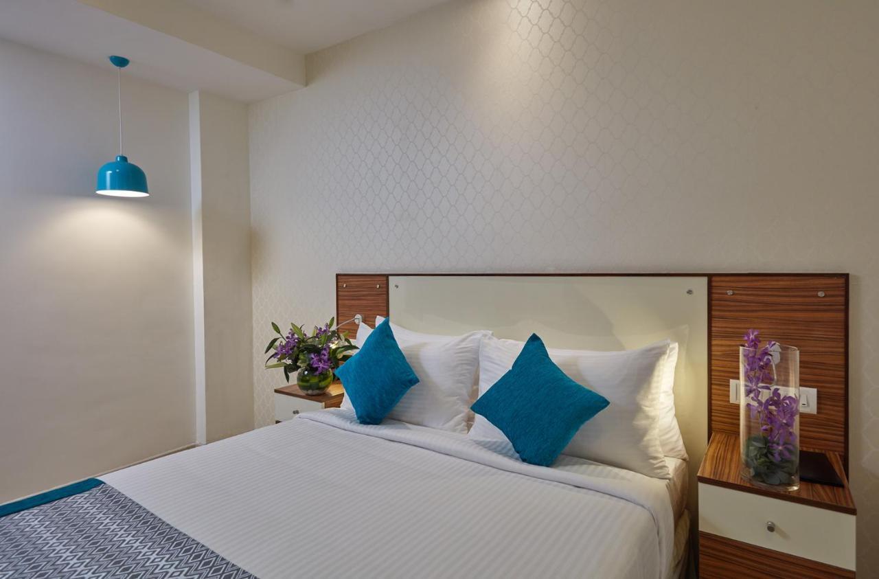 Regenta Inn Indiranagar By Royal Orchid Hotels Bangalore Buitenkant foto